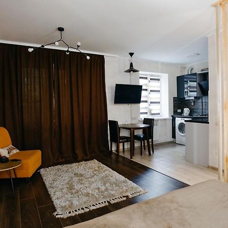 Appartamento Золотое Тепло Černihiv Esterno foto